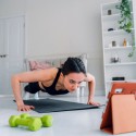 Image of Aké výhody má cvičenie doma? Posilňovňa je fajn, ale aj doma sa dá cvičiť | News.sk