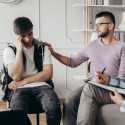 Image of Vid&iacute;te poh&aacute;r polopr&aacute;zdny či polopln&yacute;? Pozerajte sa na svet in&yacute;mi očami! - MAGAZ&Iacute;N BOLD