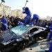 Image of Číňan jako nespokojený zákazník na protest rozbil své Lamborghini Gallardo
